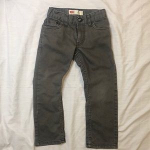 BOYS SIZE 5 GREY LEVI JEANS